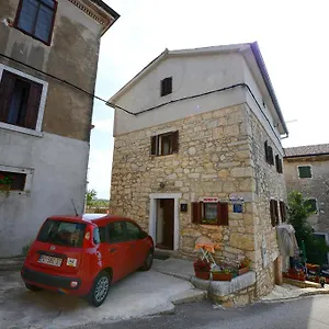  Apartament Maja